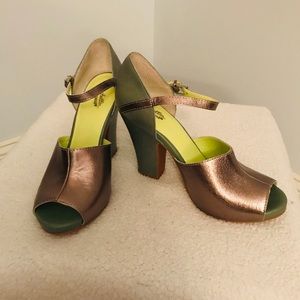 Seychelles Heritage open toe shoes 9 NWOT